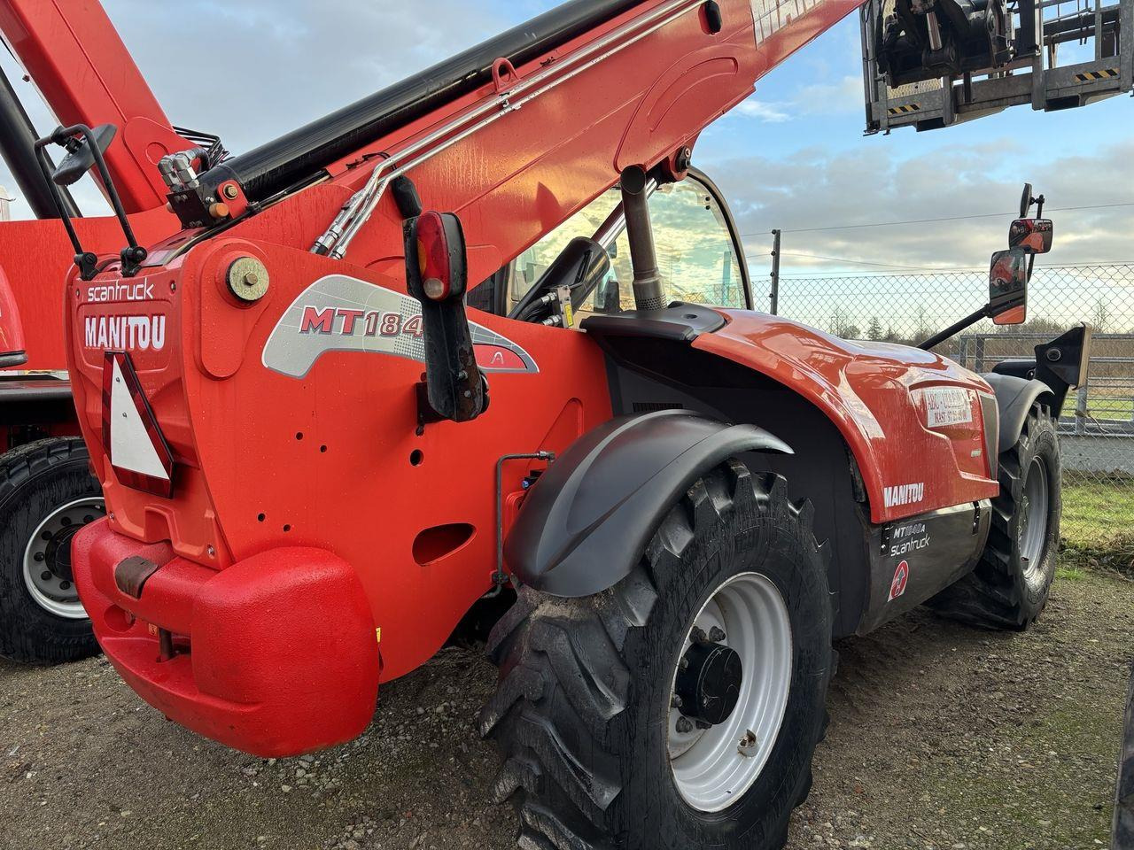 Manitou MT1840A ST3B - מפעיל טלסקופי: תמונה 4 Manitou MT1840A ST3B - מפעיל טלסקופי: תמונה 4