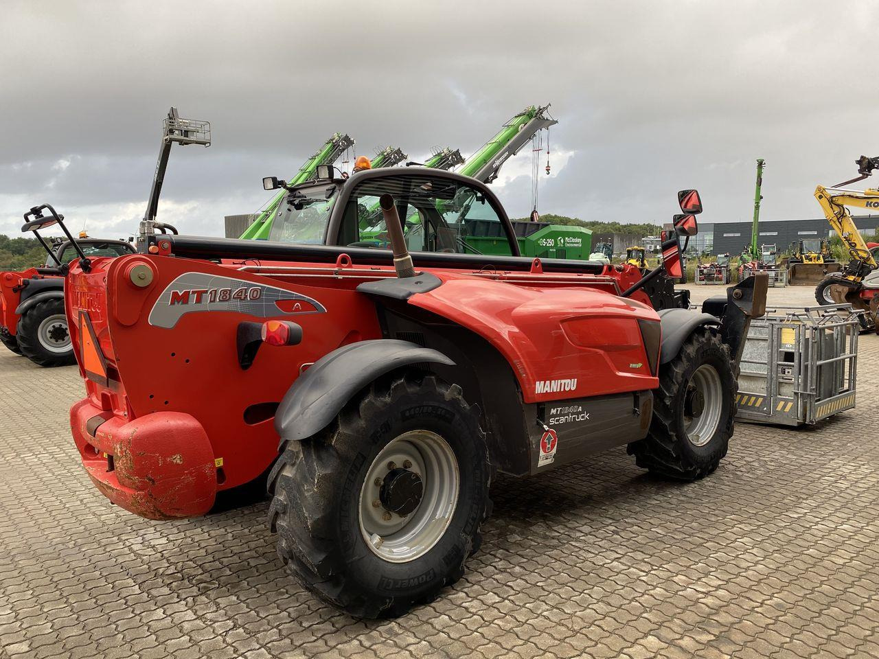Manitou MT1840A ST3B - מפעיל טלסקופי: תמונה 4 Manitou MT1840A ST3B - מפעיל טלסקופי: תמונה 4