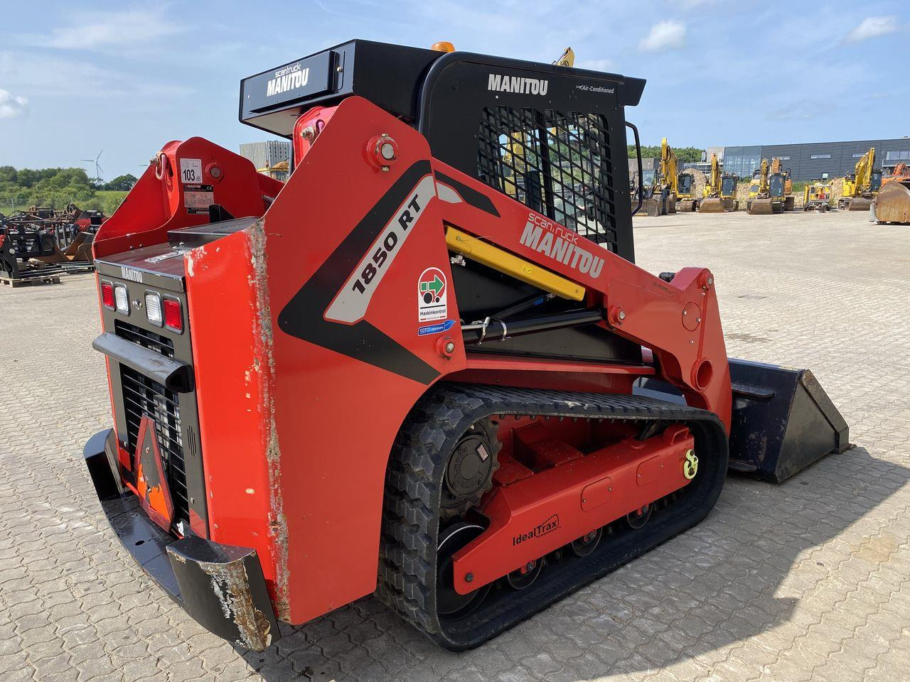 Manitou SL1850RT - מעמיס היגוי החלקה: תמונה 4 Manitou SL1850RT - מעמיס היגוי החלקה: תמונה 4