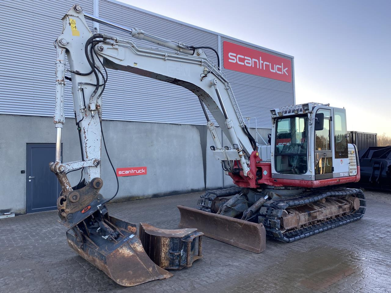 Takeuchi TB1140 - מחפר סורק: תמונה 1 Takeuchi TB1140 - מחפר סורק: תמונה 1