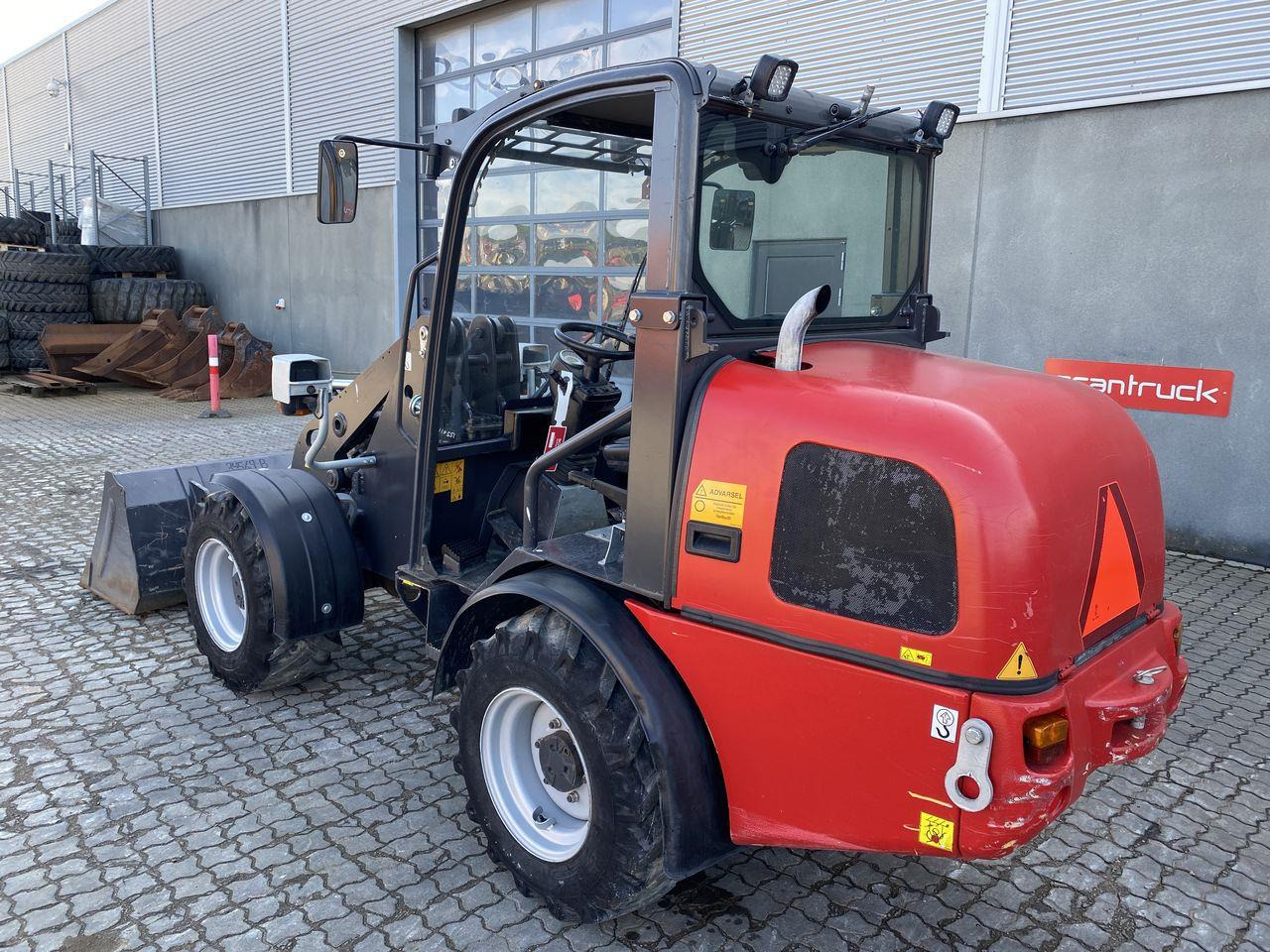 Weidemann 2070 - מעמיס קומפקטי: תמונה 2 Weidemann 2070 - מעמיס קומפקטי: תמונה 2