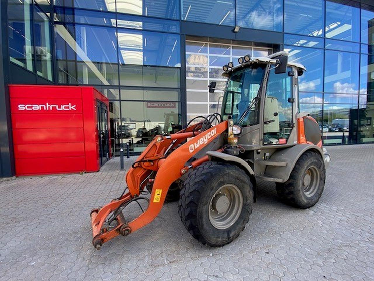 Weycor AR420 - מעמיס גלגלים: תמונה 1 Weycor AR420 - מעמיס גלגלים: תמונה 1