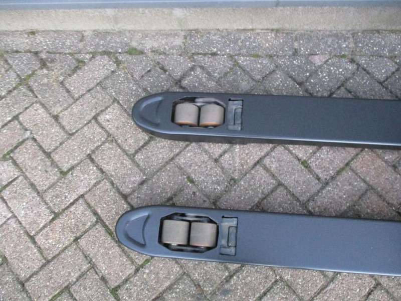 Heli CBD15 - משאית משטחים: תמונה 5 Heli CBD15 - משאית משטחים: תמונה 5