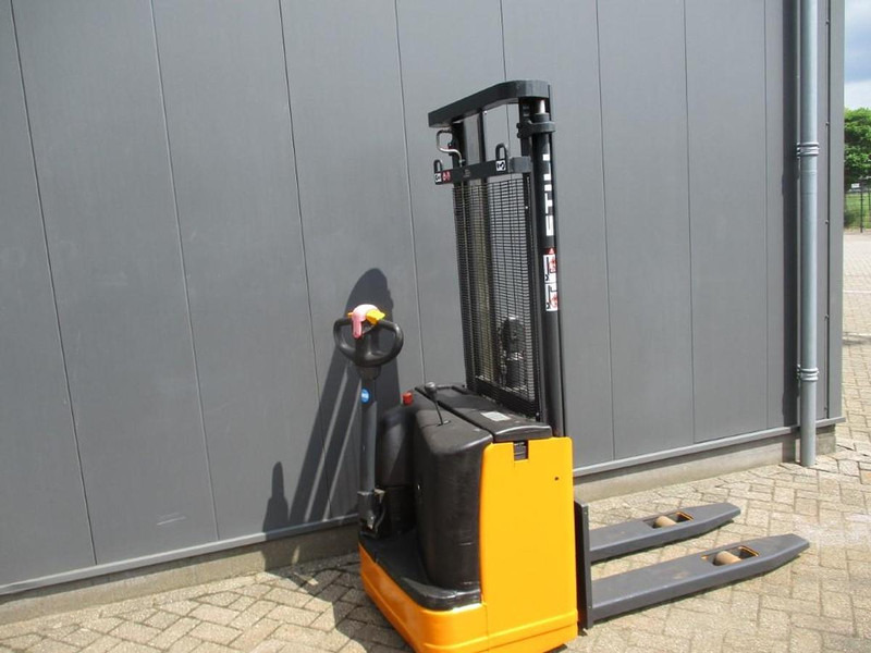 Still EGV 12-OM - מערים: תמונה 2 Still EGV 12-OM - מערים: תמונה 2