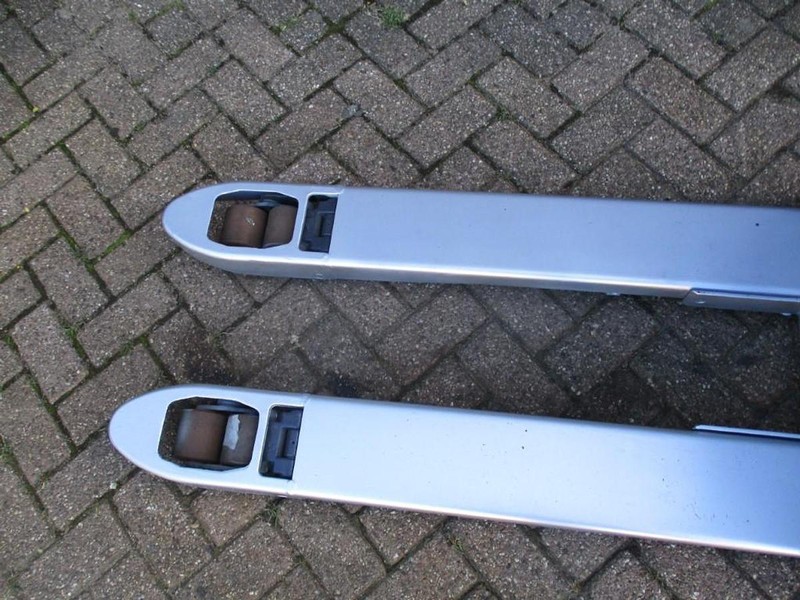 Still EXU 16 - משאית משטחים: תמונה 5 Still EXU 16 - משאית משטחים: תמונה 5