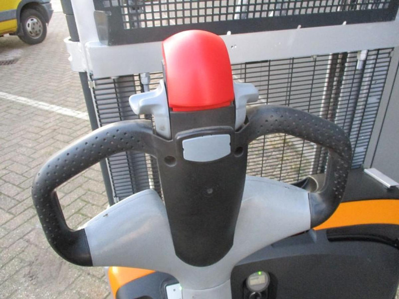 Still EXV12 - משאית משטחים: תמונה 4 Still EXV12 - משאית משטחים: תמונה 4