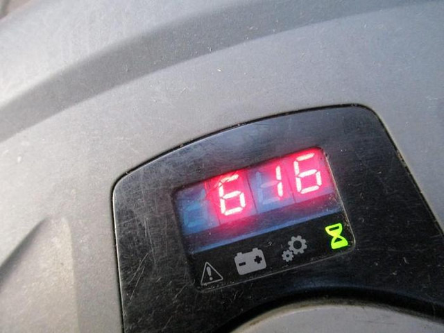 משאית משטחים Toyota LWE 140: תמונה 7