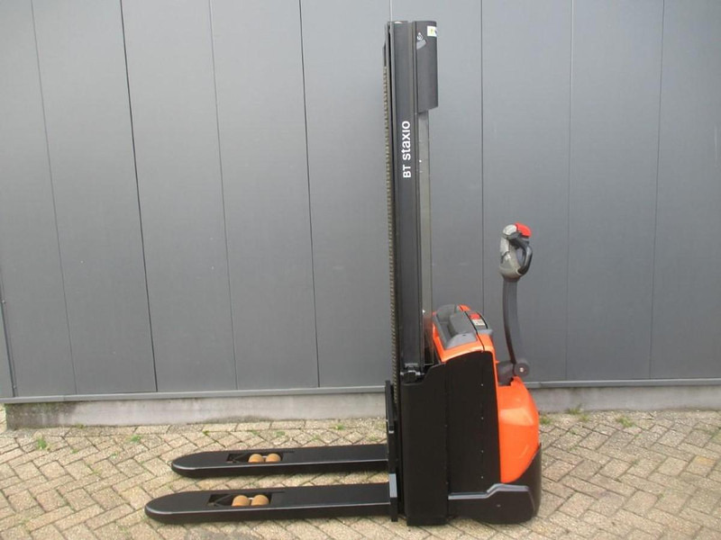 Toyota SWE 100 - מערים: תמונה 1 Toyota SWE 100 - מערים: תמונה 1