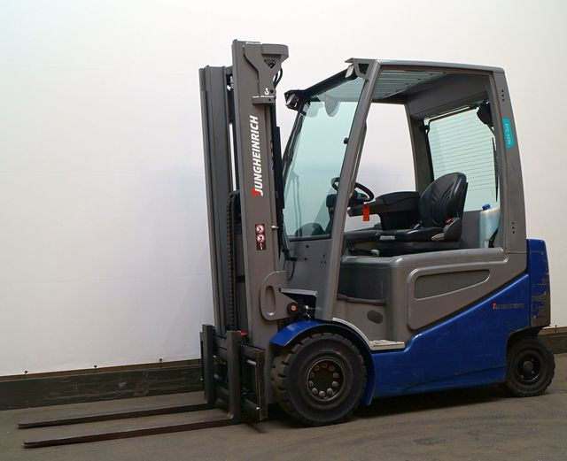 Jungheinrich EFG425k - מלגזה חשמלית: תמונה 1 Jungheinrich EFG425k - מלגזה חשמלית: תמונה 1