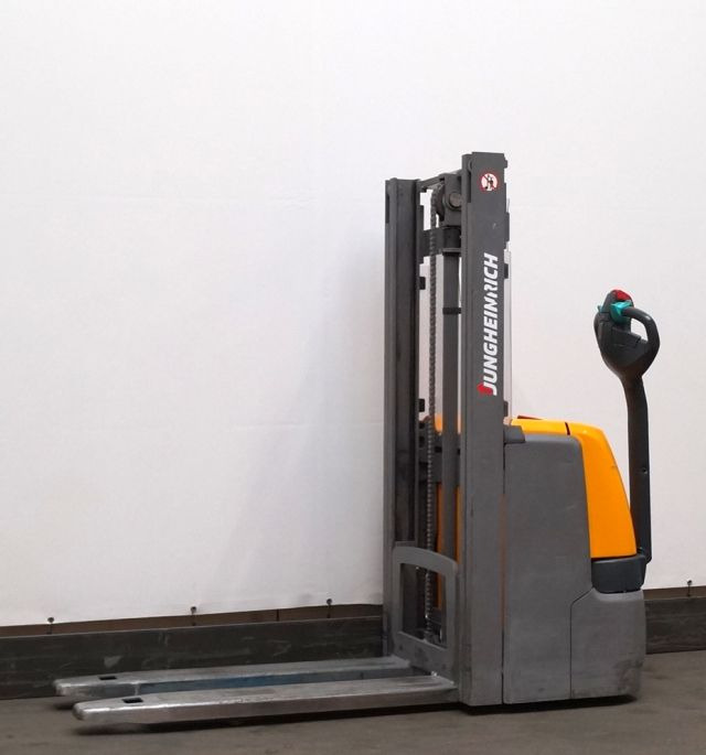 Jungheinrich EJC110 - מערים: תמונה 1 Jungheinrich EJC110 - מערים: תמונה 1