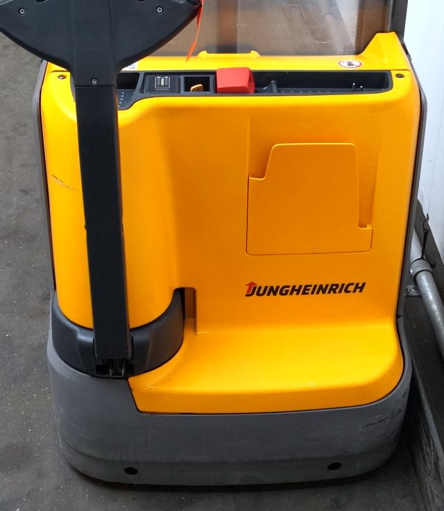 Jungheinrich EJC110 - מערים: תמונה 3 Jungheinrich EJC110 - מערים: תמונה 3