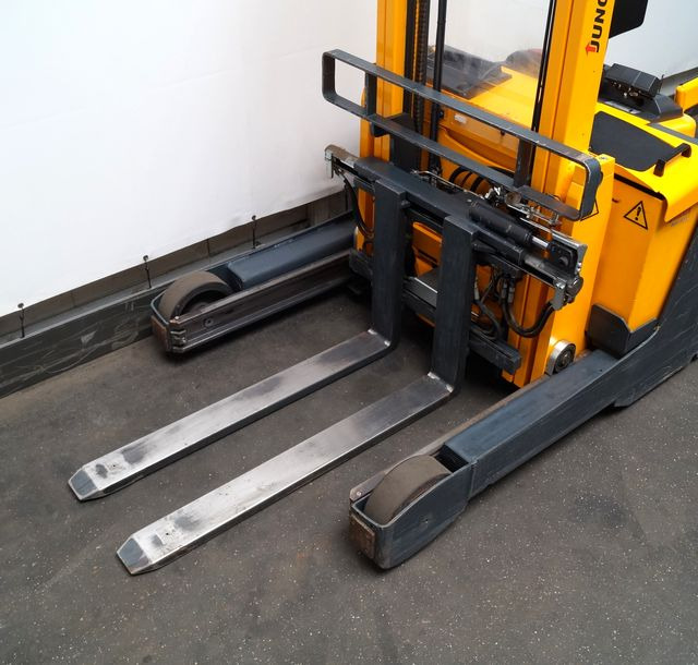 Jungheinrich ERV308 - מערים: תמונה 3 Jungheinrich ERV308 - מערים: תמונה 3