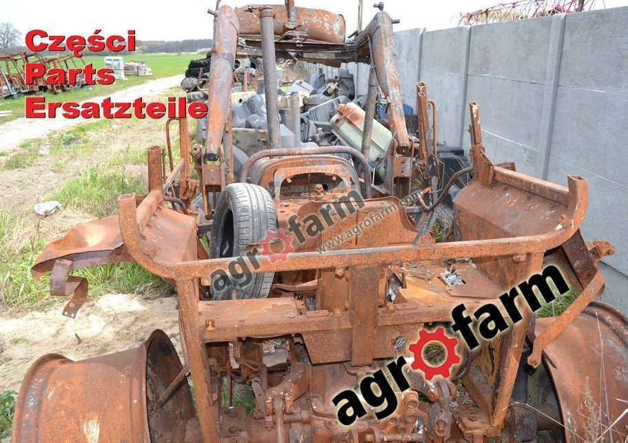 John Deere 1640 części, silnik, skrzynia biegów - חלקי חילוף: תמונה 2 John Deere 1640 części, silnik, skrzynia biegów - חלקי חילוף: תמונה 2
