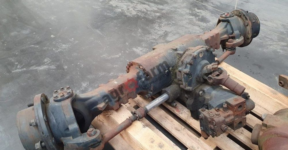 Przedni most, oś Massey Ferguson 8925 4240058M1 - תמסורת: תמונה 1 Przedni most, oś Massey Ferguson 8925 4240058M1 - תמסורת: תמונה 1