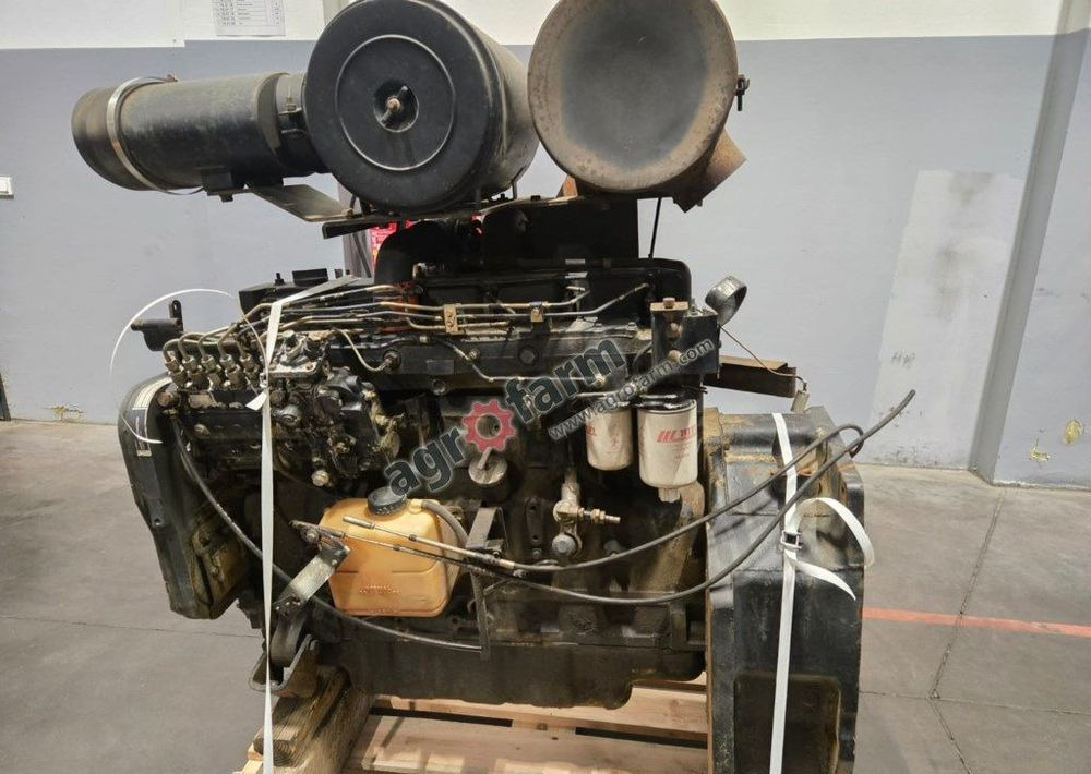 Silnik Case 7120, 7130 Cummins 6T-830 - מנוע עבור משאית: תמונה 1 Silnik Case 7120, 7130 Cummins 6T-830 - מנוע עבור משאית: תמונה 1