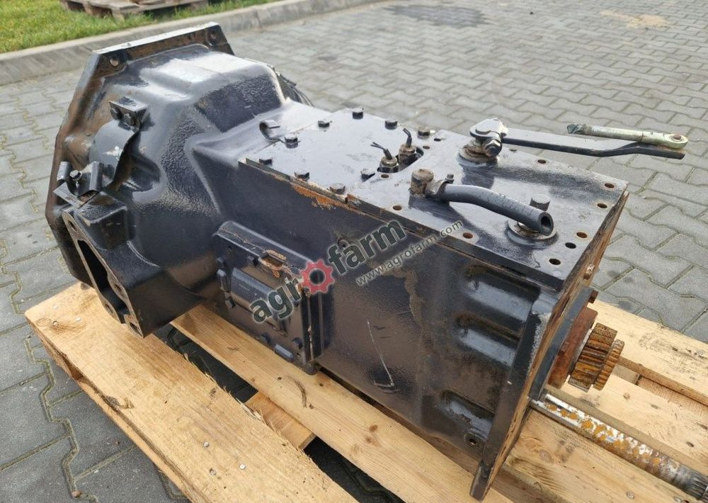 Skrzynia biegów Case CX 105 xtrashift 600100 - תיבת הילוכים: תמונה 2 Skrzynia biegów Case CX 105 xtrashift 600100 - תיבת הילוכים: תמונה 2