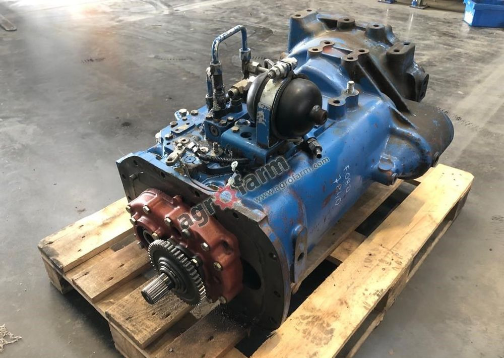 Skrzynia biegów Ford 7840 F0NN7003FD - תיבת הילוכים: תמונה 2 Skrzynia biegów Ford 7840 F0NN7003FD - תיבת הילוכים: תמונה 2