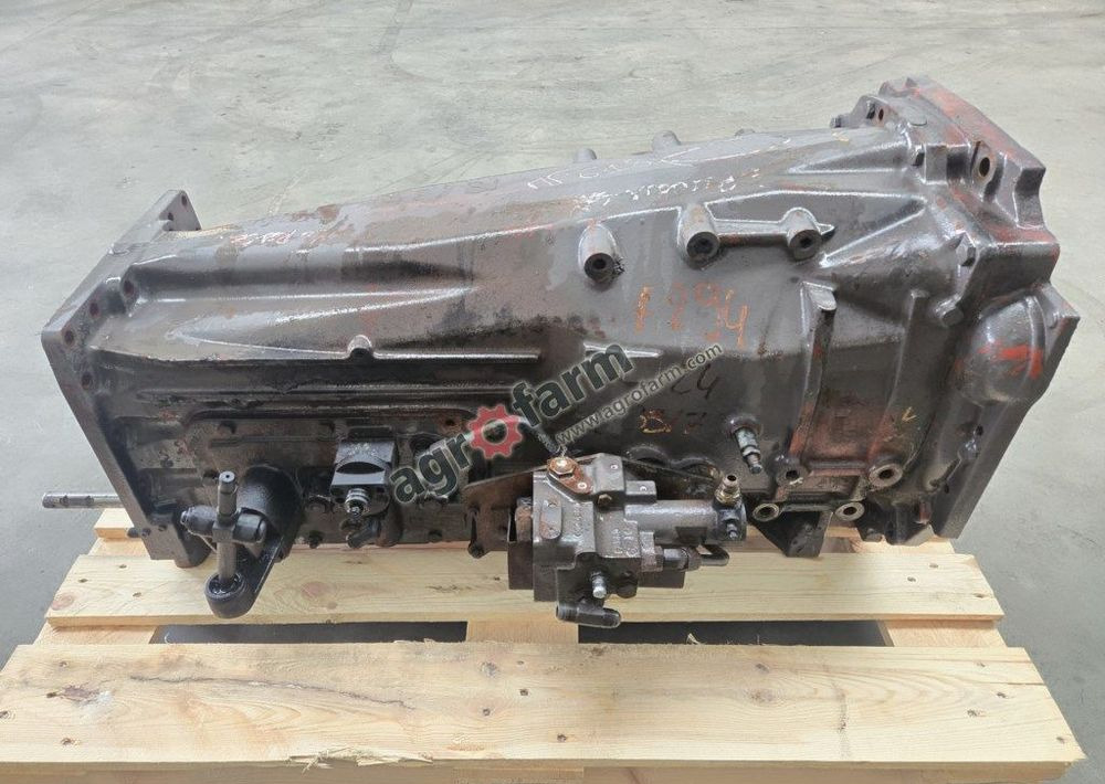 Skrzynia biegów Massey Ferguson 6180, Dynashift - תיבת הילוכים: תמונה 1 Skrzynia biegów Massey Ferguson 6180, Dynashift - תיבת הילוכים: תמונה 1