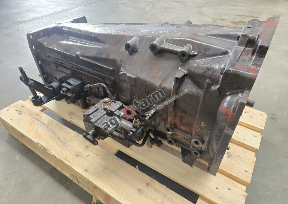 Skrzynia biegów Massey Ferguson 6180, Dynashift - תיבת הילוכים: תמונה 4 Skrzynia biegów Massey Ferguson 6180, Dynashift - תיבת הילוכים: תמונה 4