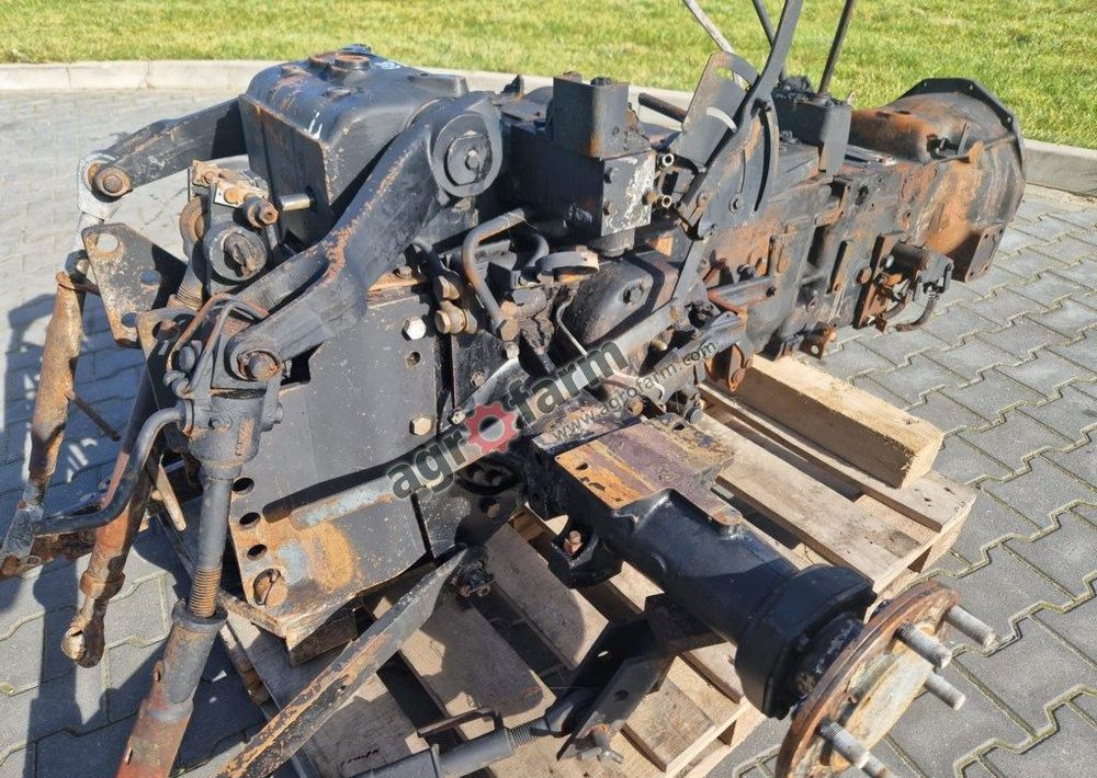 Skrzynia biegów, most tylny Case 833 3232742R1 - תיבת הילוכים: תמונה 3 Skrzynia biegów, most tylny Case 833 3232742R1 - תיבת הילוכים: תמונה 3