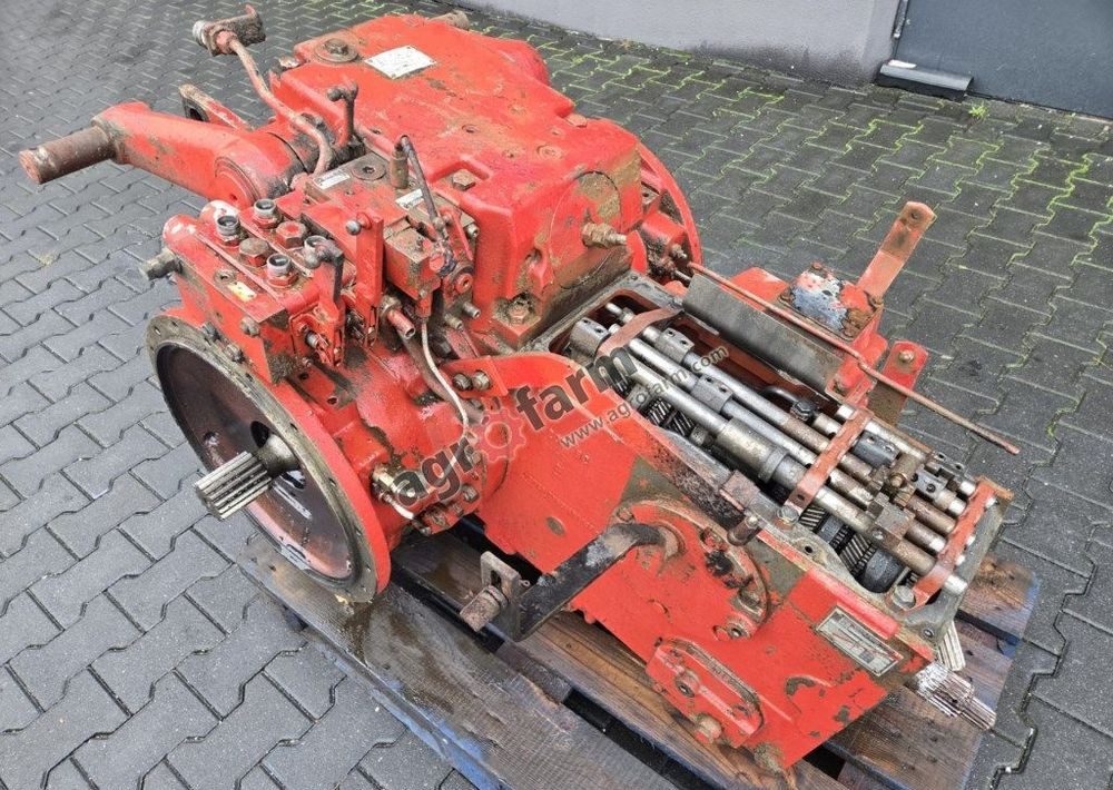 Skrzynia biegów, tylny most Case 1255 XL - תיבת הילוכים: תמונה 4 Skrzynia biegów, tylny most Case 1255 XL - תיבת הילוכים: תמונה 4