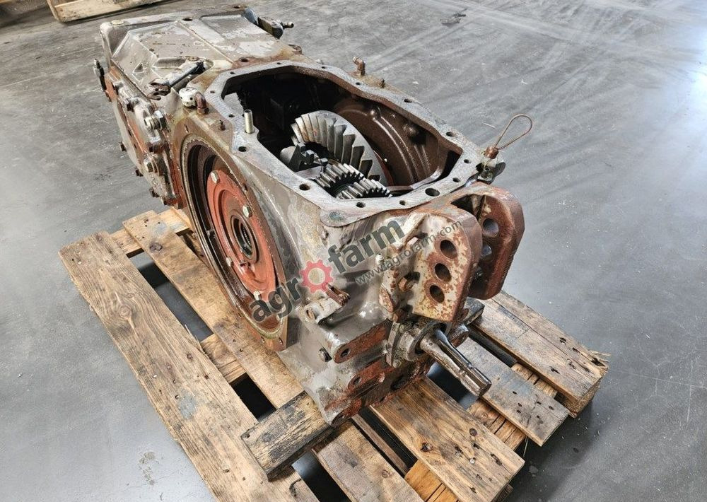 TYLNY MOST MASSEY FERGUSON 3070 3382213M4 - תיבת הילוכים: תמונה 3 TYLNY MOST MASSEY FERGUSON 3070 3382213M4 - תיבת הילוכים: תמונה 3