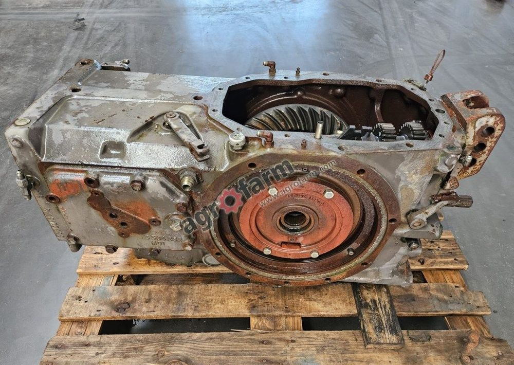 TYLNY MOST MASSEY FERGUSON 3070 3382213M4 - תיבת הילוכים: תמונה 4 TYLNY MOST MASSEY FERGUSON 3070 3382213M4 - תיבת הילוכים: תמונה 4