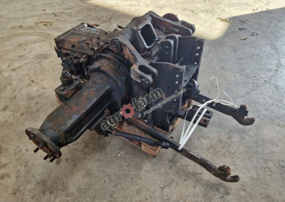 Tylny most Massey Ferguson 6265 851B2 - תמסורת: תמונה 1 Tylny most Massey Ferguson 6265 851B2 - תמסורת: תמונה 1