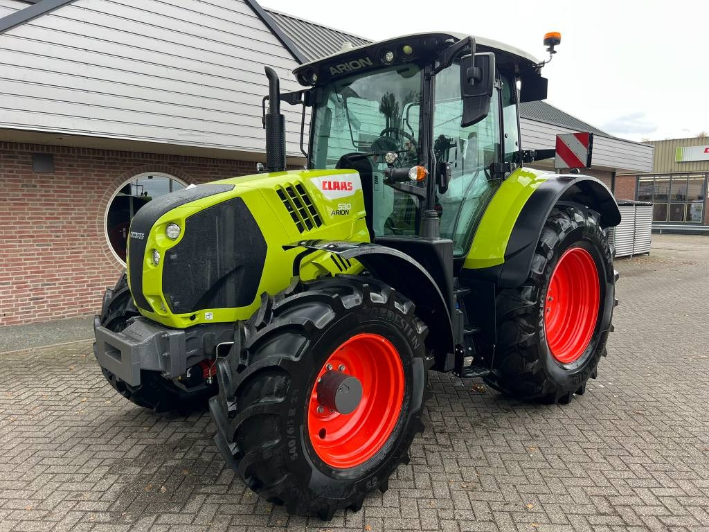 Claas Arion 530 CIS+  - טרקטור חקלאי: תמונה 1 Claas Arion 530 CIS+  - טרקטור חקלאי: תמונה 1