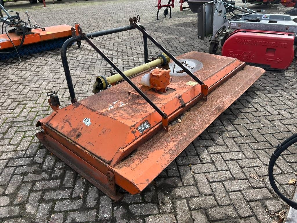 Perfect LB-275-V weidebloter - ציוד עיבוד קרקע: תמונה 2 Perfect LB-275-V weidebloter - ציוד עיבוד קרקע: תמונה 2