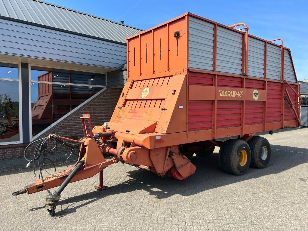 Taarup 465 opraapwagen - עגלת טעינה עצמית: תמונה 1 Taarup 465 opraapwagen - עגלת טעינה עצמית: תמונה 1