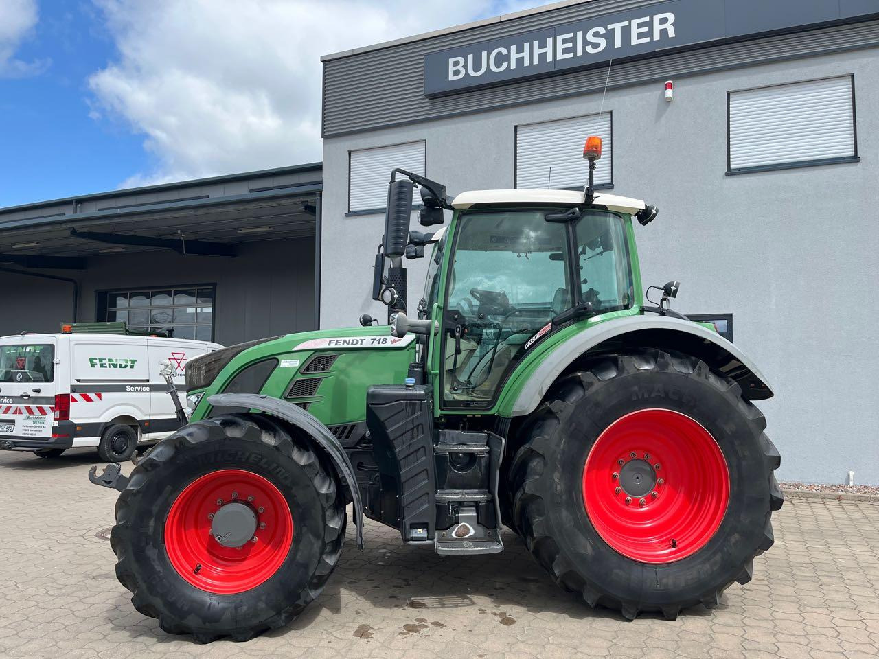 Fendt 718 Vario SCR - טרקטור חקלאי: תמונה 2 Fendt 718 Vario SCR - טרקטור חקלאי: תמונה 2