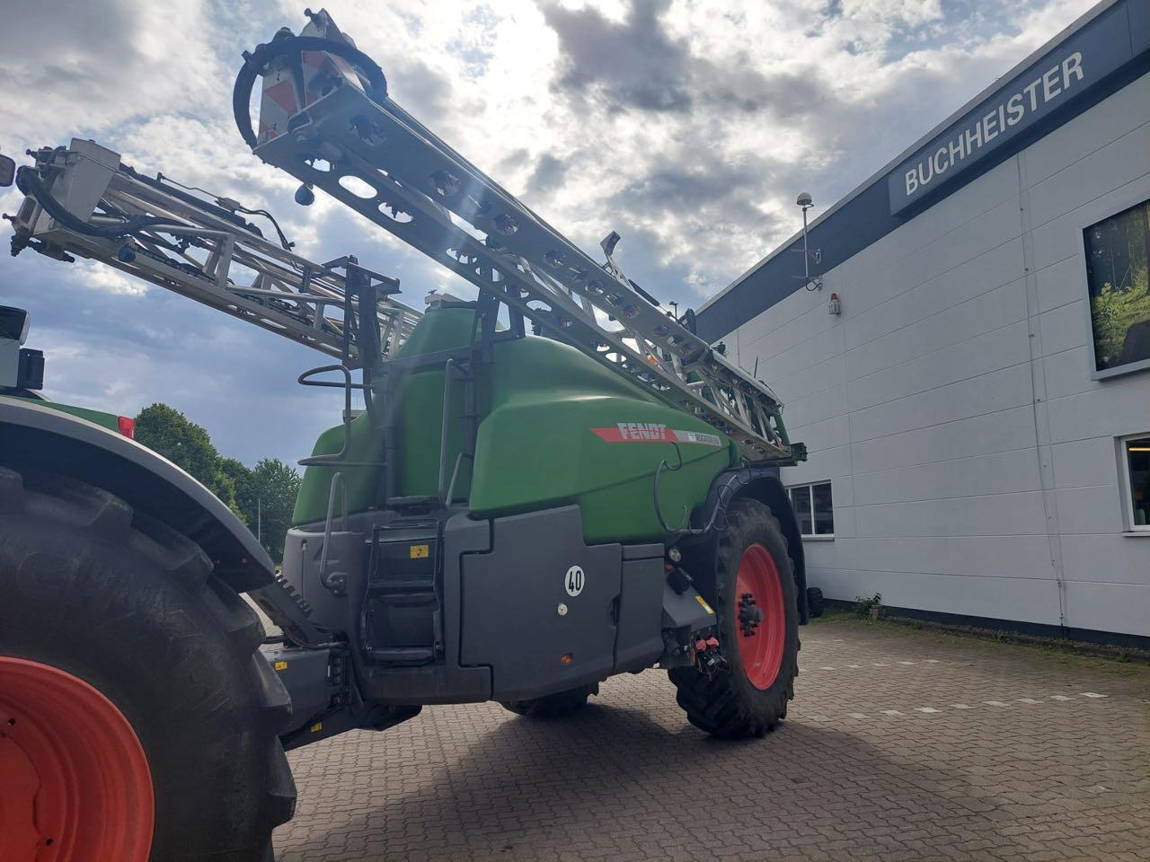 Fendt Rogator 366 - מרסס נגרר: תמונה 1 Fendt Rogator 366 - מרסס נגרר: תמונה 1
