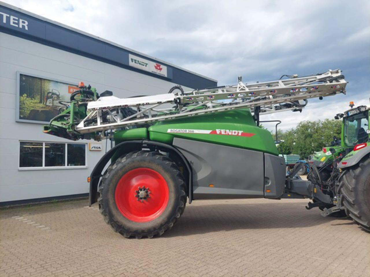 Fendt Rogator 366 - מרסס נגרר: תמונה 3 Fendt Rogator 366 - מרסס נגרר: תמונה 3