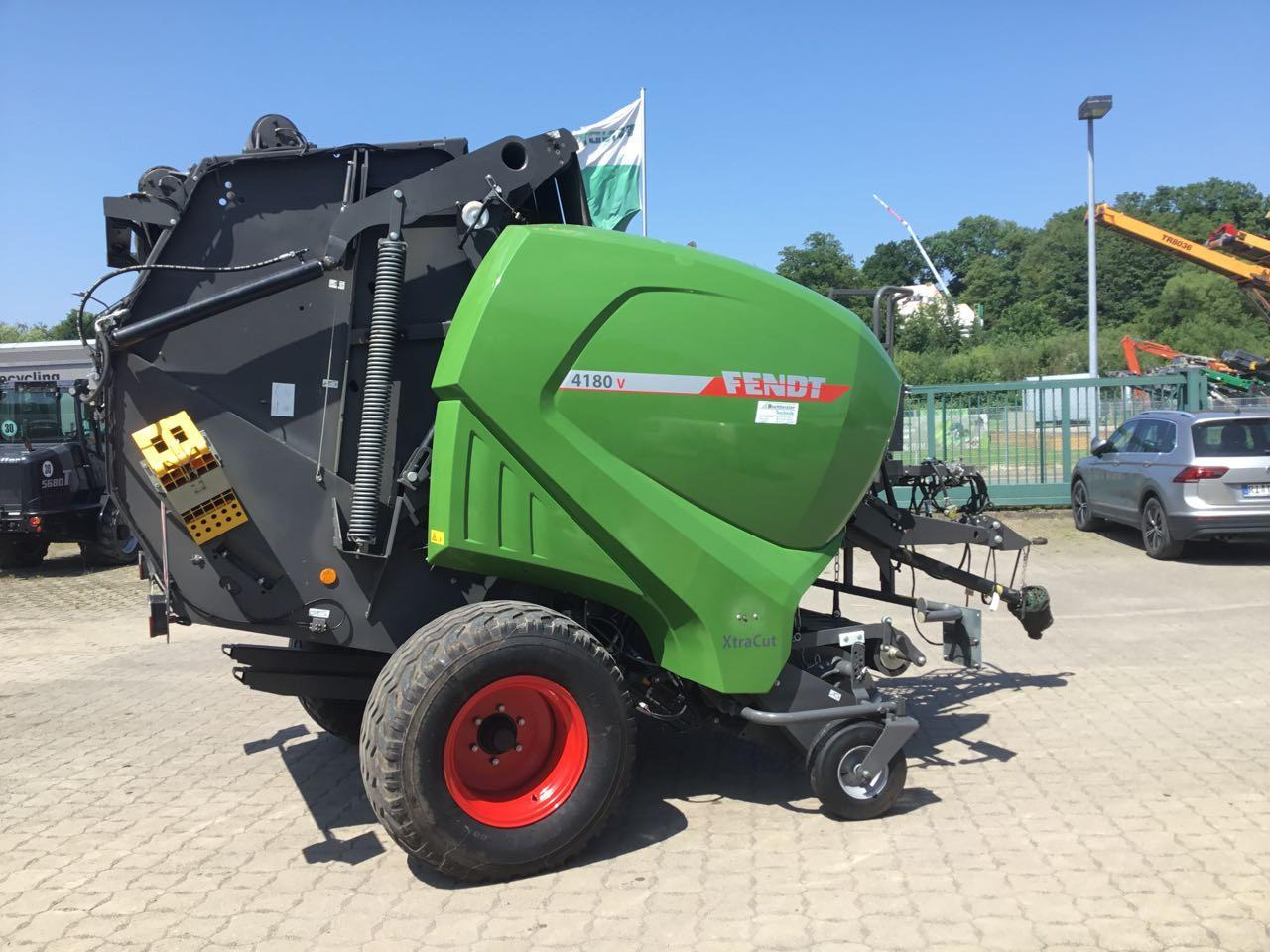 Fendt Rotana 4180 V Xtra - מכונת צרור עגולה: תמונה 2 Fendt Rotana 4180 V Xtra - מכונת צרור עגולה: תמונה 2