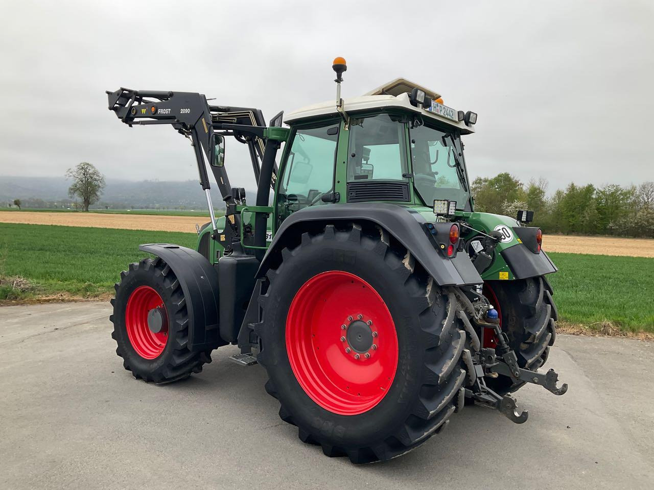 Fendt Vario 818 - טרקטור חקלאי: תמונה 2 Fendt Vario 818 - טרקטור חקלאי: תמונה 2