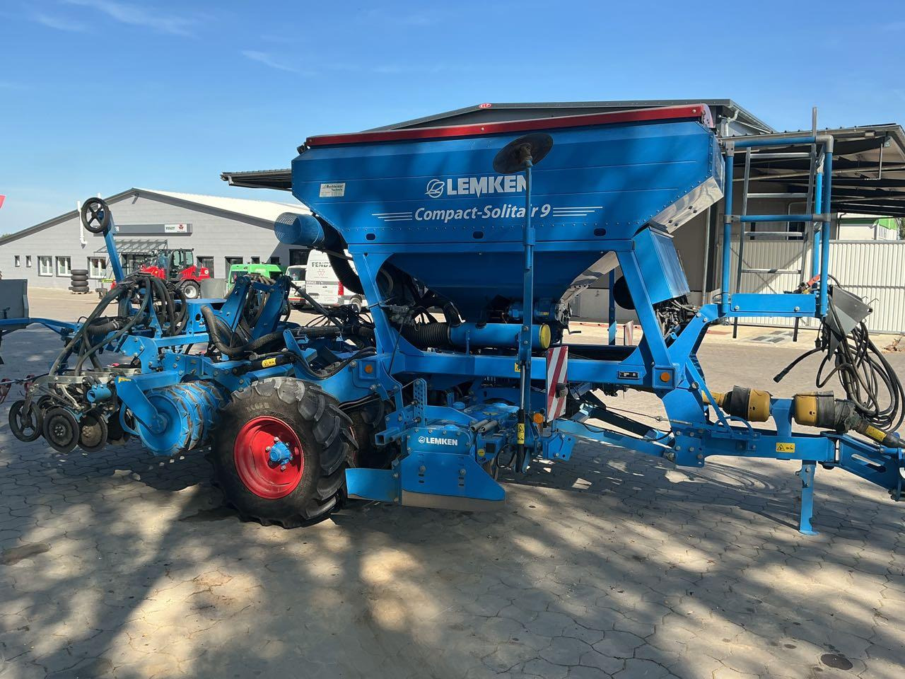 Lemken Compact Solitair 9/300 Z - מקדחת זריעה משולבת: תמונה 2 Lemken Compact Solitair 9/300 Z - מקדחת זריעה משולבת: תמונה 2