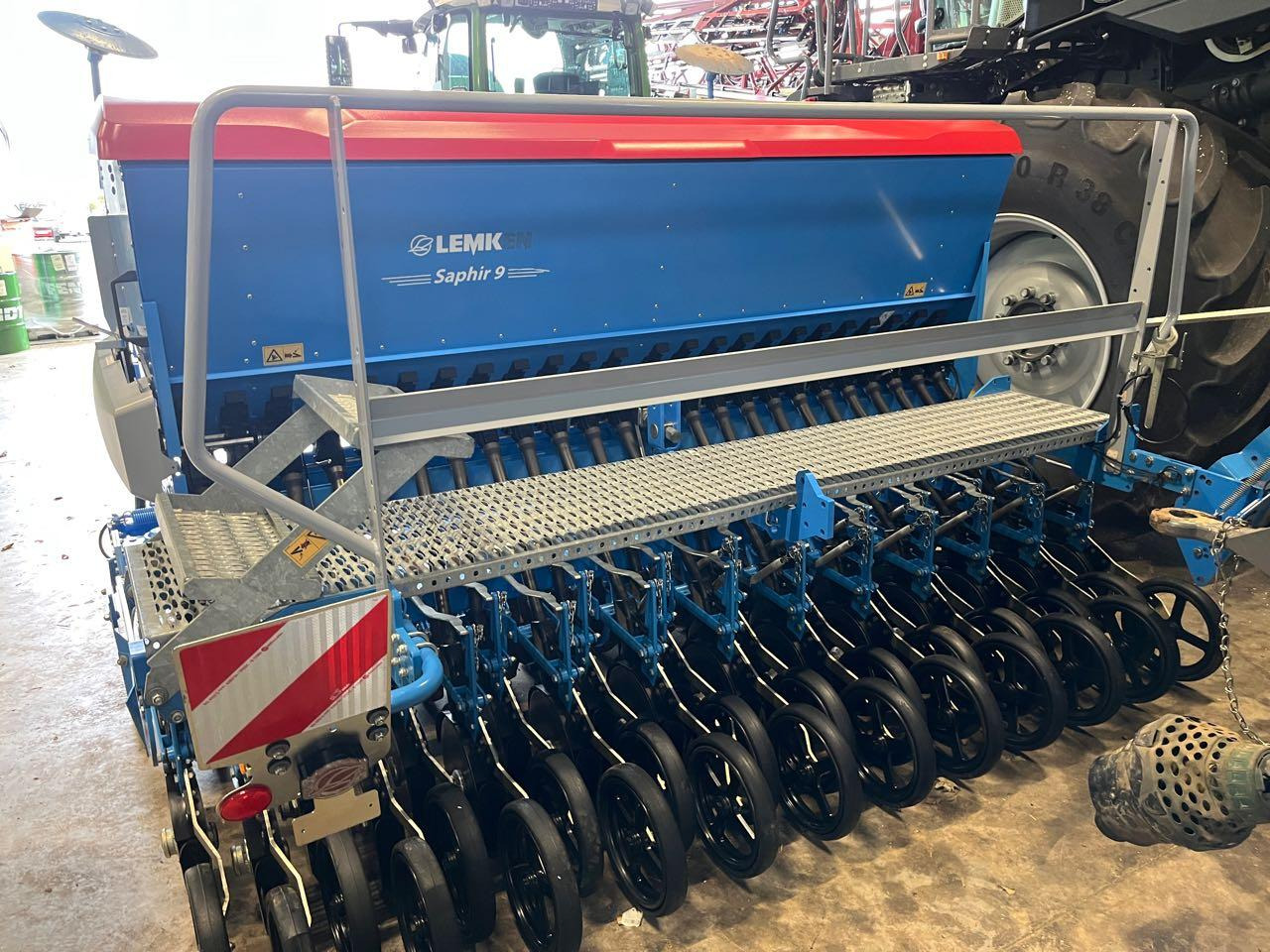 Lemken Zirkon 8/Saphir 9 - מקדחת זריעה משולבת: תמונה 4 Lemken Zirkon 8/Saphir 9 - מקדחת זריעה משולבת: תמונה 4