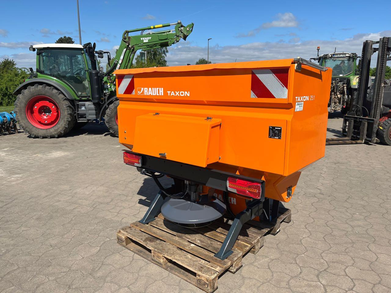 Rauch Taxon 25.1 plus - מפזרת דשן: תמונה 1 Rauch Taxon 25.1 plus - מפזרת דשן: תמונה 1