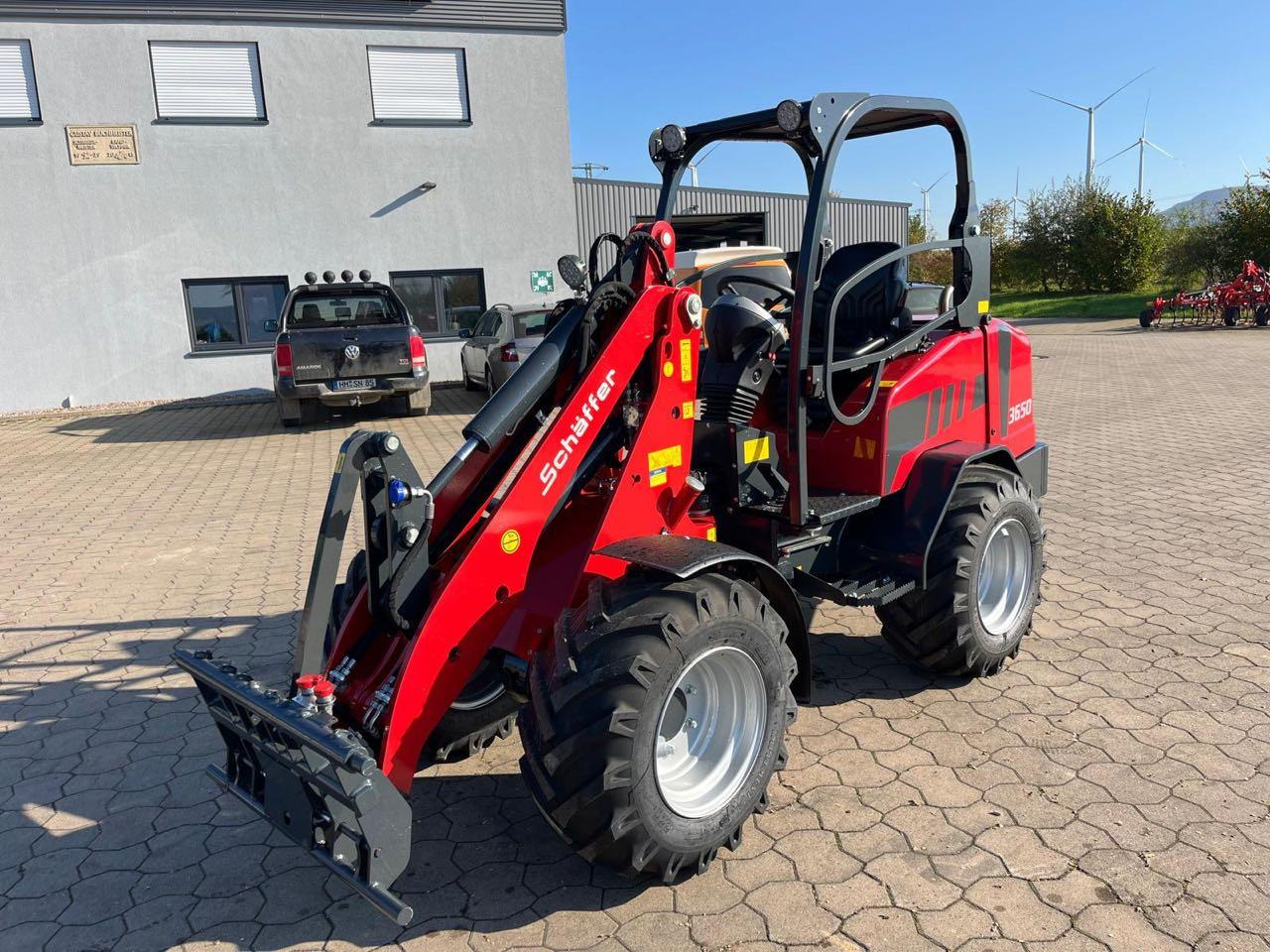 Schäffer 3650 - מעמיס גלגלים: תמונה 1 Schäffer 3650 - מעמיס גלגלים: תמונה 1