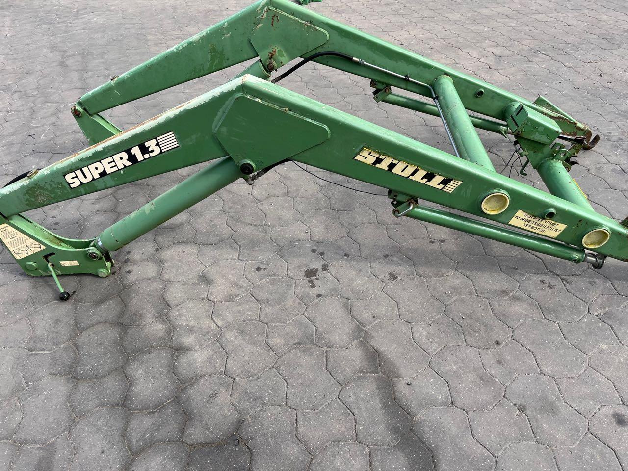 Stoll Super 1.3 - מעמיס קדמי לטרקטור: תמונה 4 Stoll Super 1.3 - מעמיס קדמי לטרקטור: תמונה 4