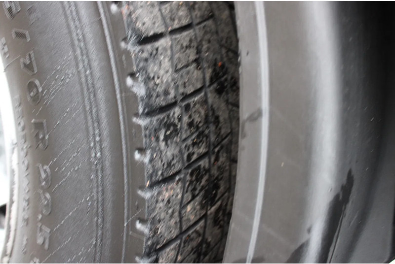 משאית תיבה DAF CF 250 EURO 6 + 19T + LIFT + PERFECT: תמונה 17