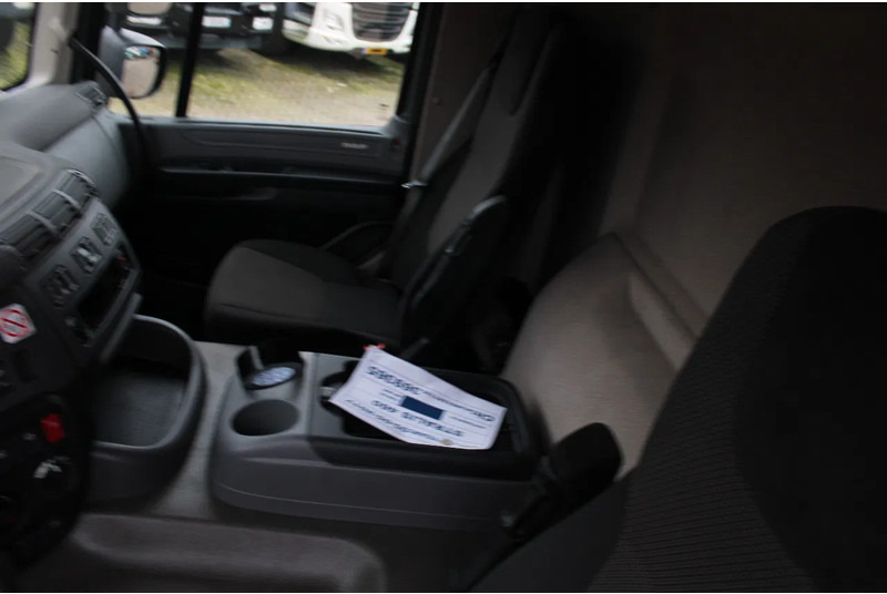 משאית תיבה DAF CF 250 EURO 6 + 19T + LIFT + PERFECT: תמונה 20