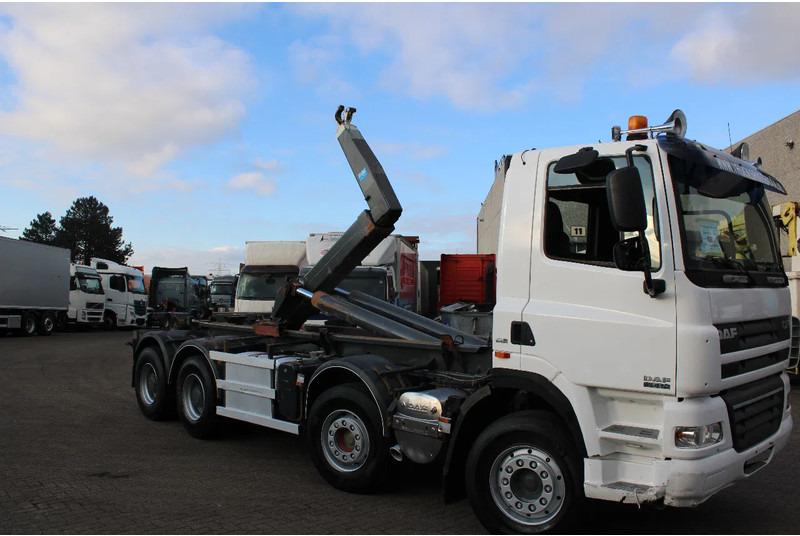 DAF CF 85.410 + 8X4 + SPRING BLAD + EURO 5 - משאית הרמת וו: תמונה 2 DAF CF 85.410 + 8X4 + SPRING BLAD + EURO 5 - משאית הרמת וו: תמונה 2