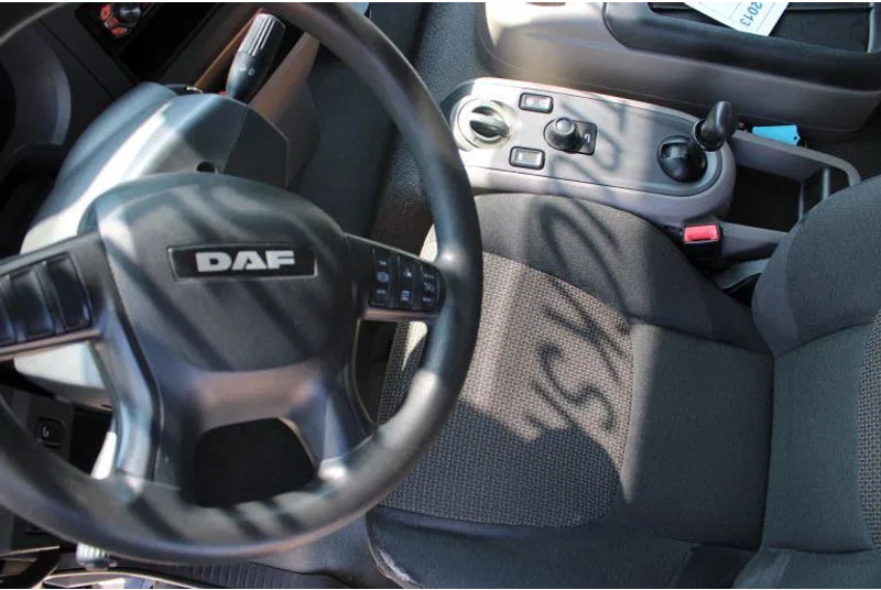 DAF LF 180 + Euro 6 + Dhollandia Lift + 12t - משאית תיבה: תמונה 5 DAF LF 180 + Euro 6 + Dhollandia Lift + 12t - משאית תיבה: תמונה 5