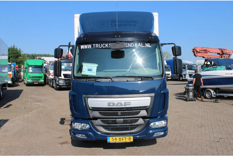 DAF LF 210 + EURO 6 + LIFT + 12T - משאית תיבה: תמונה 2 DAF LF 210 + EURO 6 + LIFT + 12T - משאית תיבה: תמונה 2