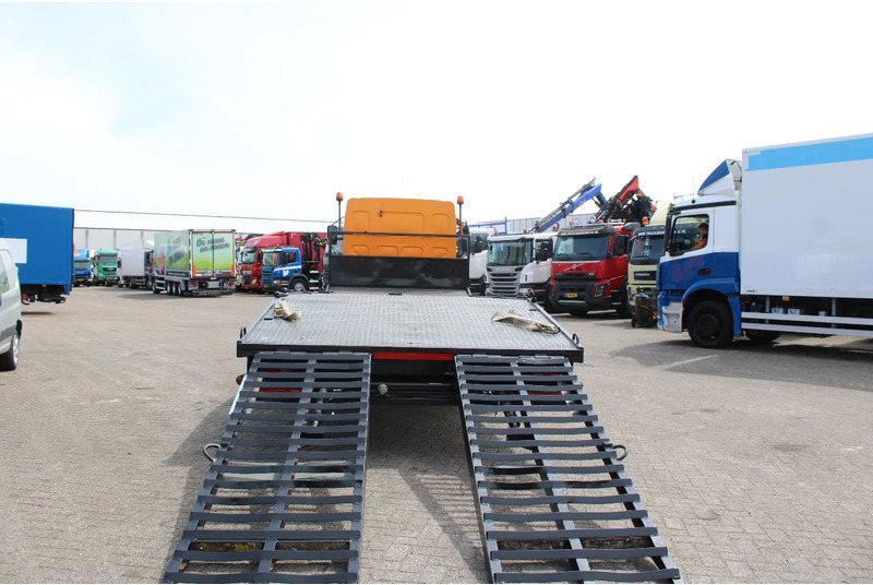 DAF LF 55.220 + HYDROLIC RAMPS + MANUAL - משאית הובלה אוטומטית: תמונה 4 DAF LF 55.220 + HYDROLIC RAMPS + MANUAL - משאית הובלה אוטומטית: תמונה 4