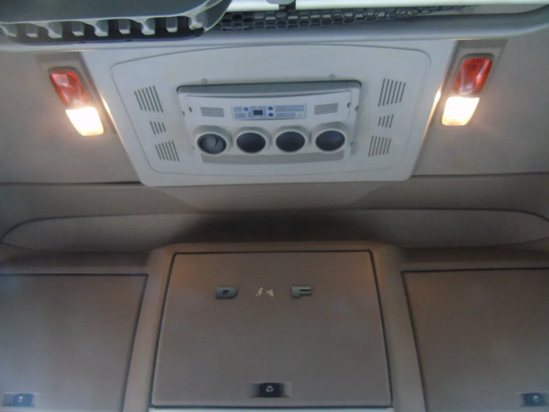 יחידת טרקטור DAF XF 460 + EURO 6 + SSC: תמונה 12