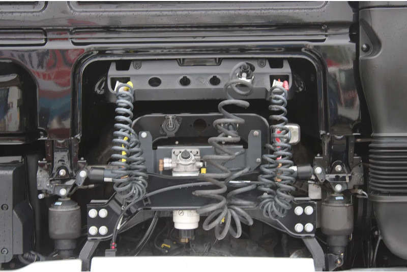 יחידת טרקטור DAF XF 530 + EURO 6 + mega + full Options !!!: תמונה 10