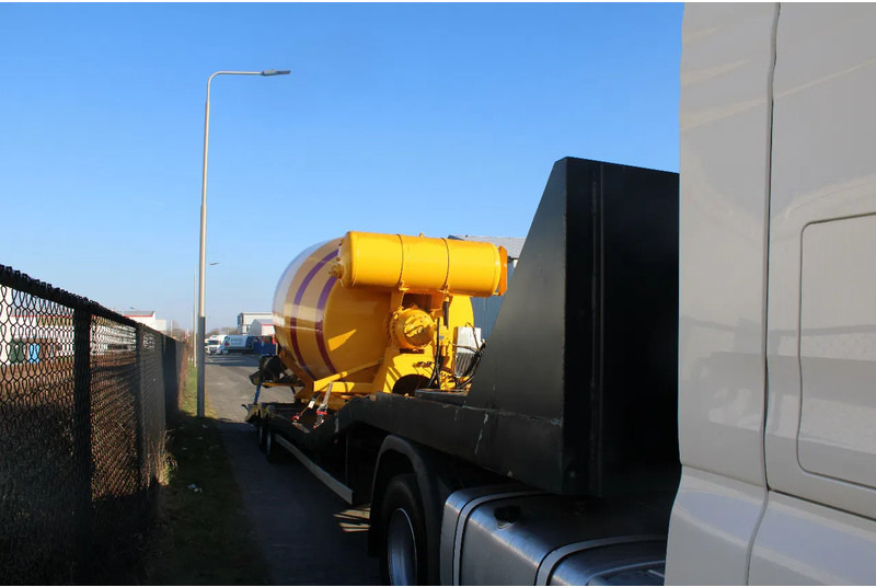 Fliegl 2 AXEL - סמיטריילר עם מטען נמוך: תמונה 2 Fliegl 2 AXEL - סמיטריילר עם מטען נמוך: תמונה 2
